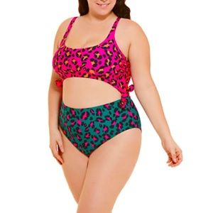 Decree Side Tie Animal One Piece Swimsuit Juniors Plus
Size: 3x NWT